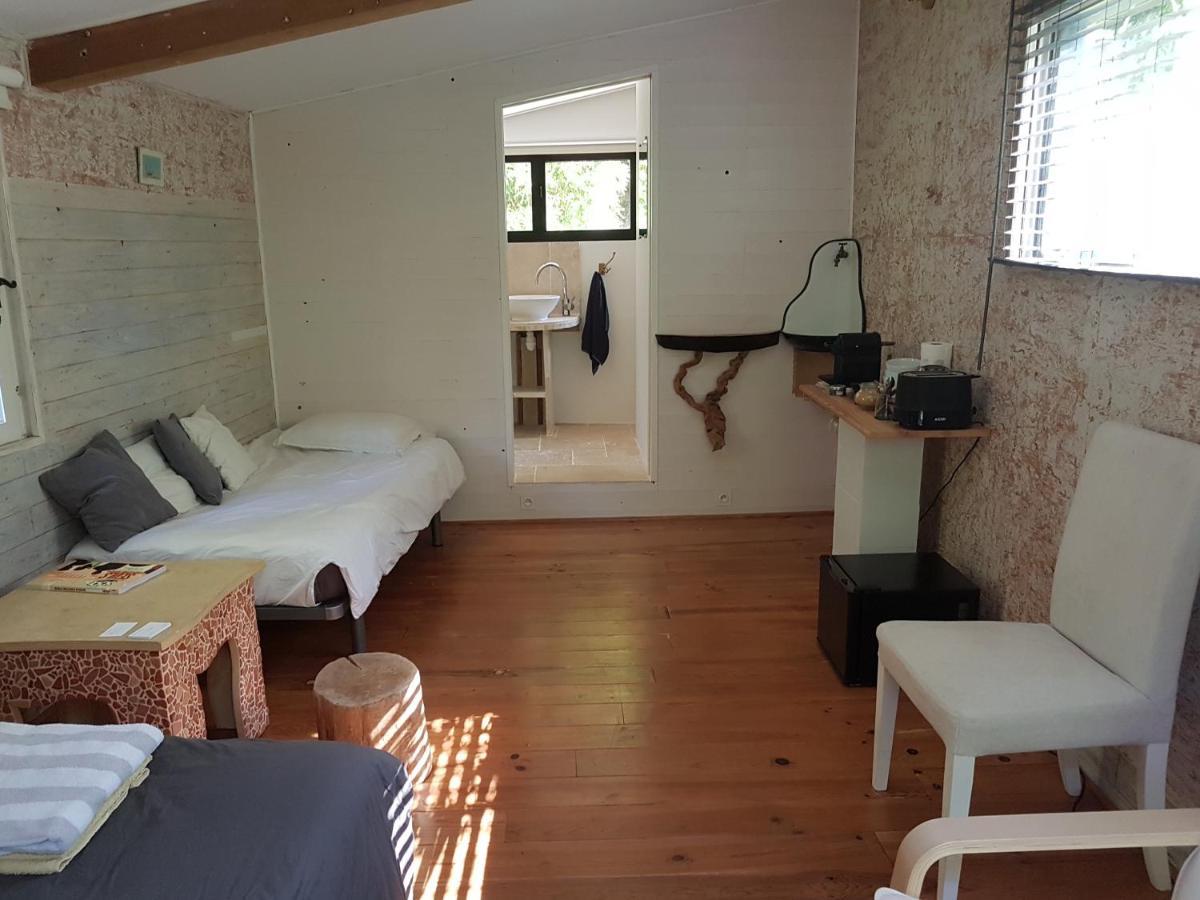 Maison D'Hotes Le Calme แซ็ง-ทรอเป ภายนอก รูปภาพ